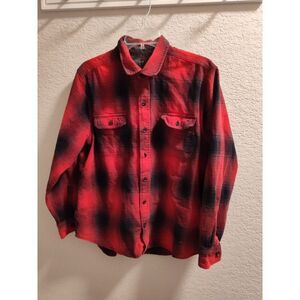Woolrich Red and Black Fade Plaid Men's Size XL RUNS SMALL Cotton NOT FLANNEL